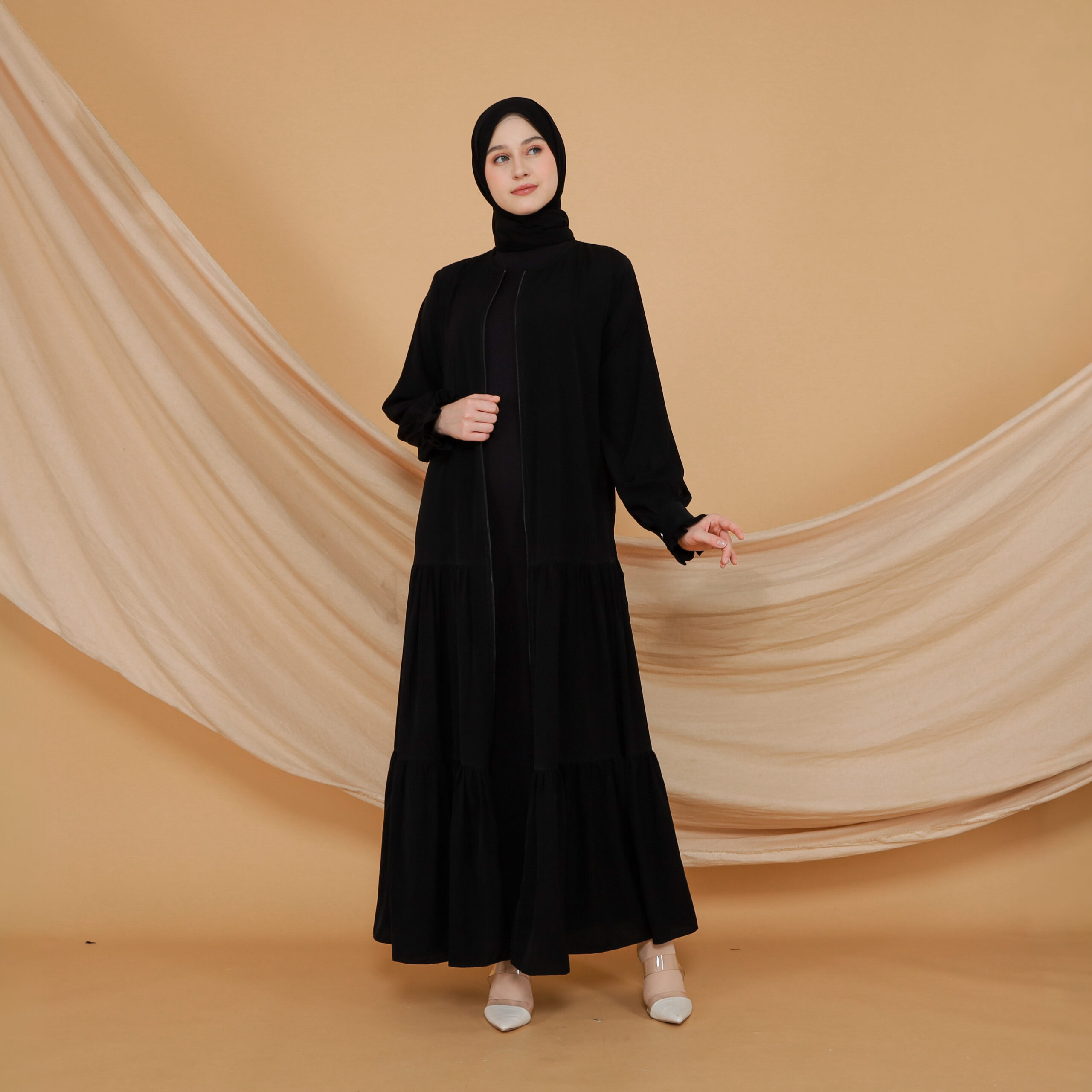 Backdrop Putih